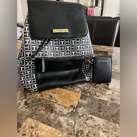 NWT Hillfiger Flap Backpack w/ Pouch Off Duty Flap Backpack | Bags | Tommy Jeans main image 3